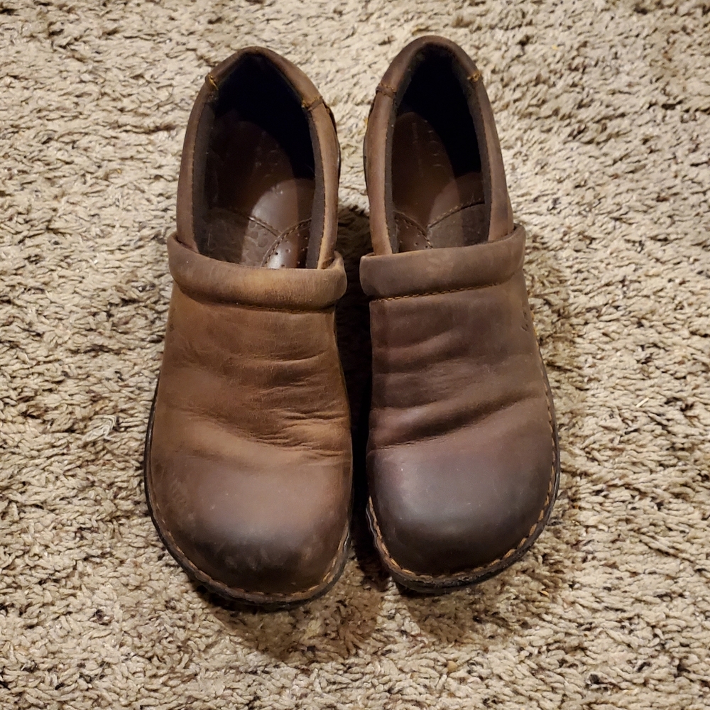 B.O.C clog dress shoes size 8